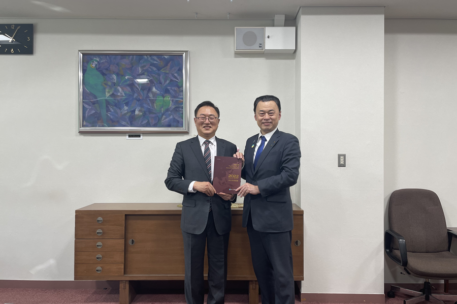 NEAR Secreary-General Visits Governor of Shimane Prefecture Maruyama Tatsuya